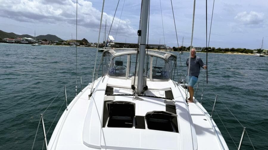 21 Deck Beneteau 461 2020