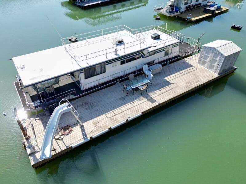 1977 Sumerset 14 x 58 Aluminum Hull Houseboat with Catwalks