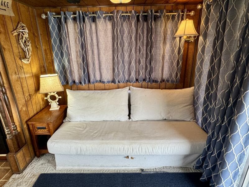 1977 Sumerset 14 x 58 Aluminum Hull Houseboat with Catwalks