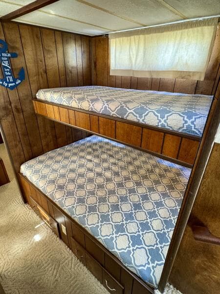 1977 Sumerset 14 x 58 Aluminum Hull Houseboat with Catwalks