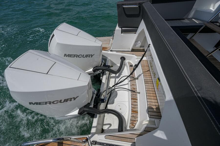 2022 Jeanneau NC Weekender 1095 Fly