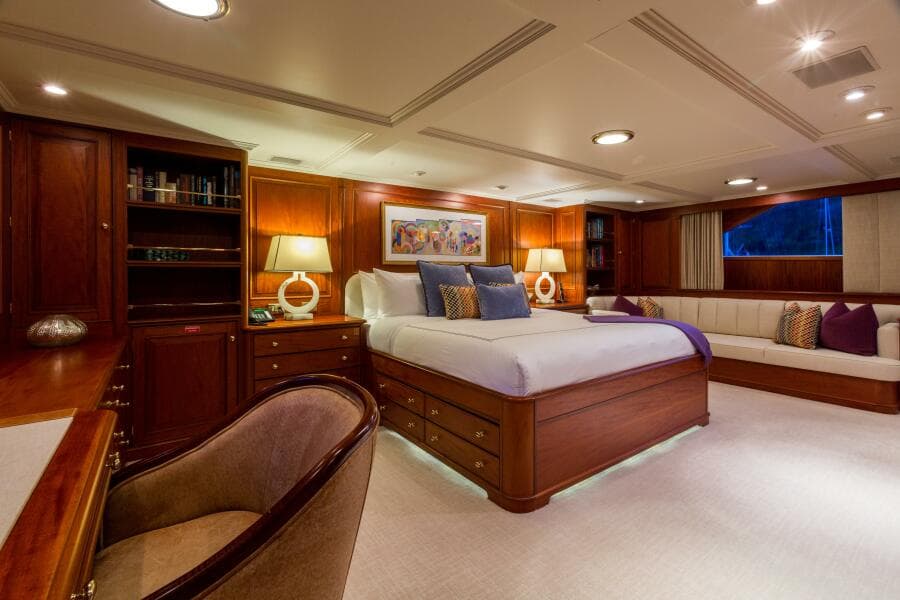 1997 Palmer Johnson Pilothouse