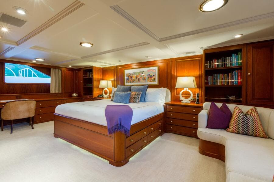 1997 Palmer Johnson Pilothouse