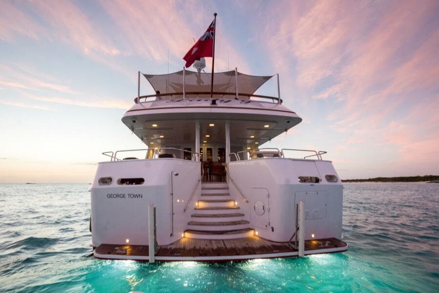 1997 Palmer Johnson Pilothouse