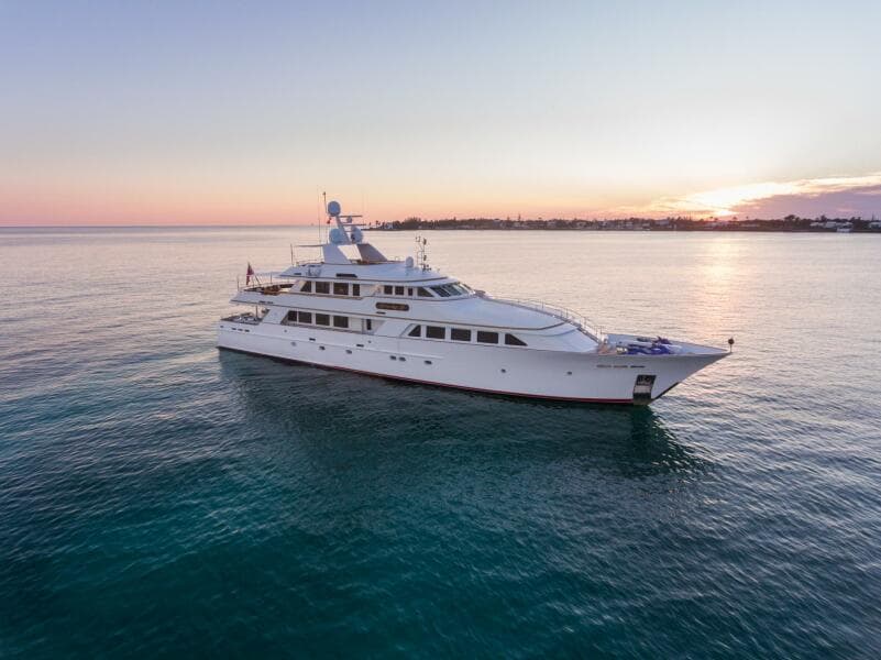 1997 Palmer Johnson Pilothouse