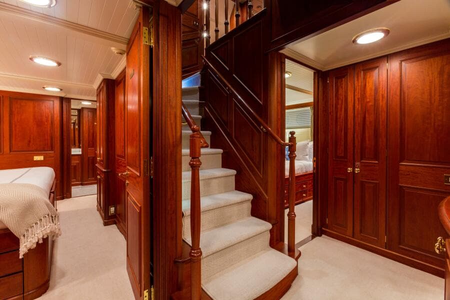 1997 Palmer Johnson Pilothouse