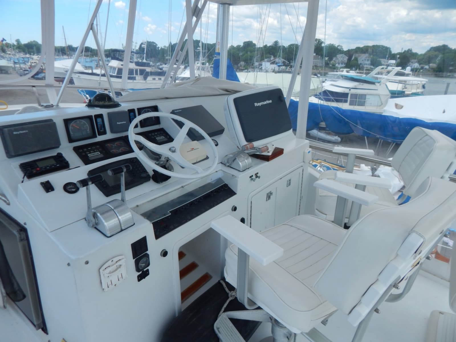 1996 Egg Harbor by Cayman