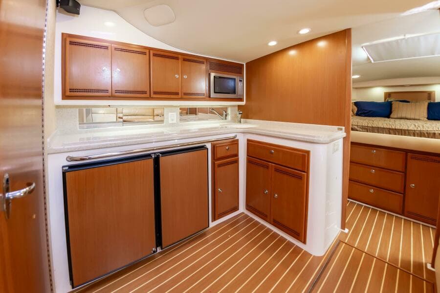 2008 Cabo 40 Express