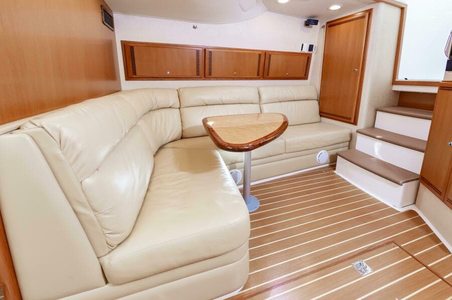 2008 Cabo 40 Express