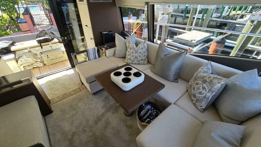 2018 Prestige 460