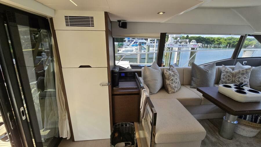 2018 Prestige 460