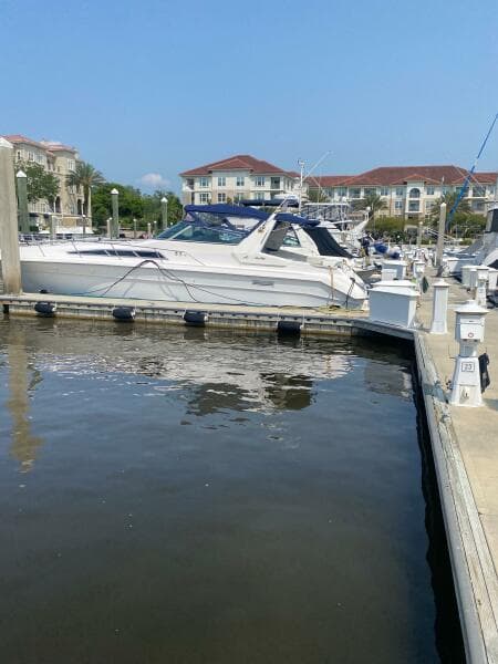 1993 Sea Ray 440 Sundancer