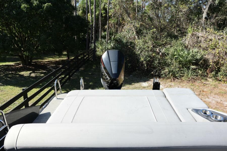 2021 Bennington RX25 Sport