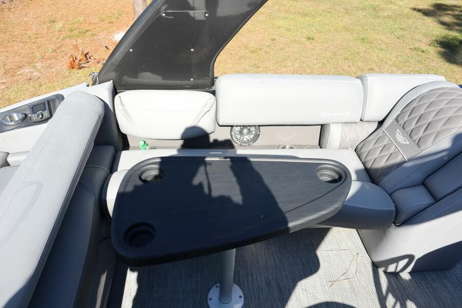 2021 Bennington RX25 Sport