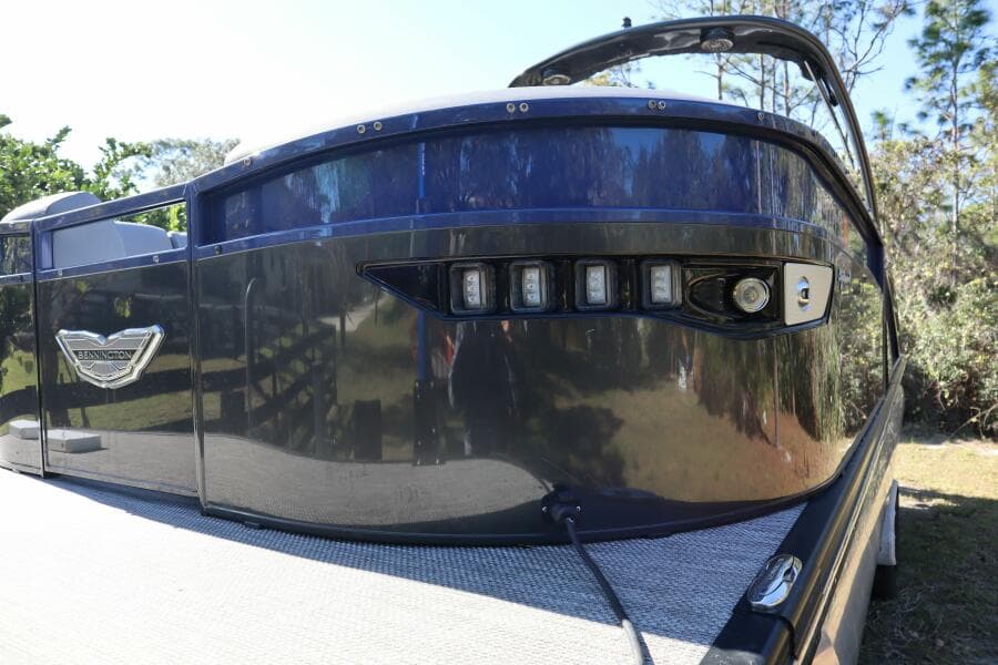 2021 Bennington RX25 Sport