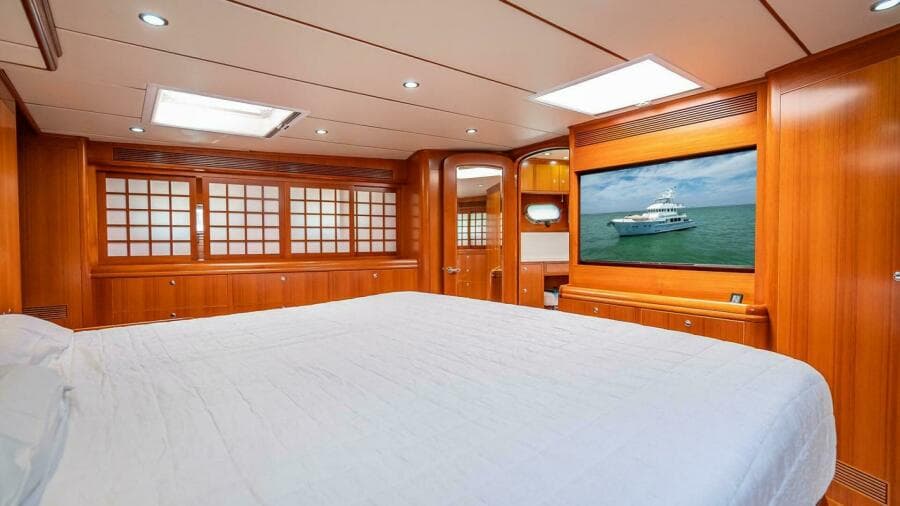 2009 Nordhavn 76