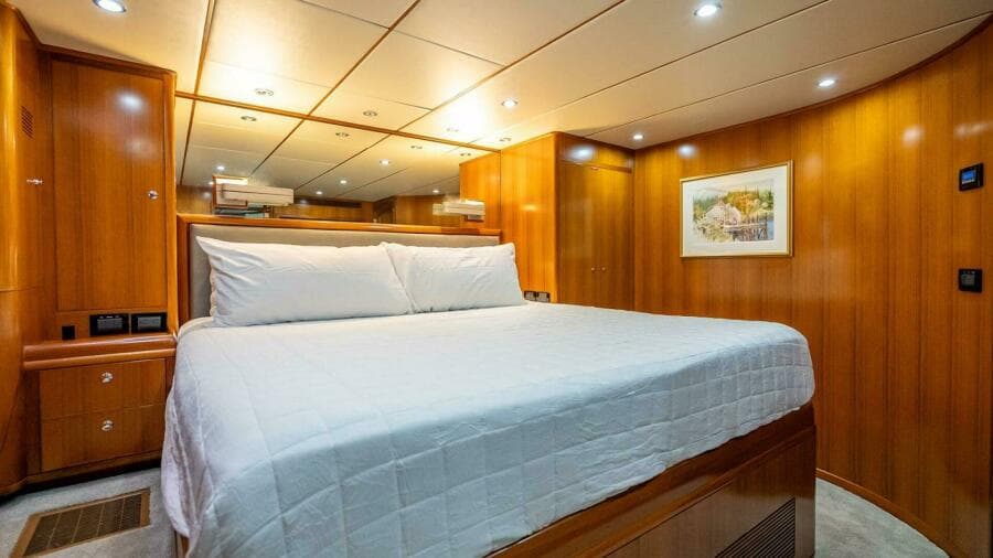 2009 Nordhavn 76