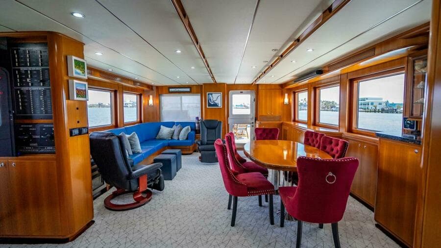 2009 Nordhavn 76