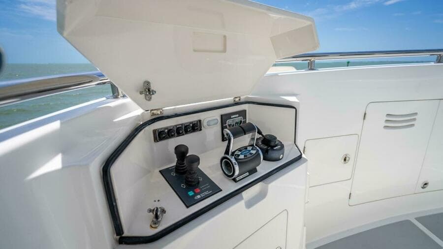 2009 Nordhavn 76