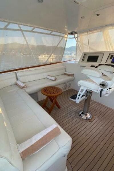 2004 Cabo 45 Express Los Suenos Edition