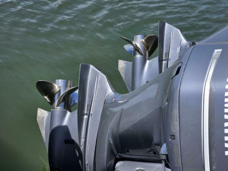 2013 Pursuit 345 Offshore
