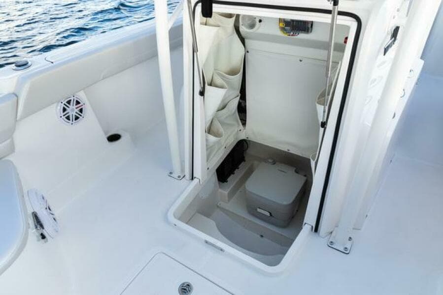 2023 Wellcraft 222F