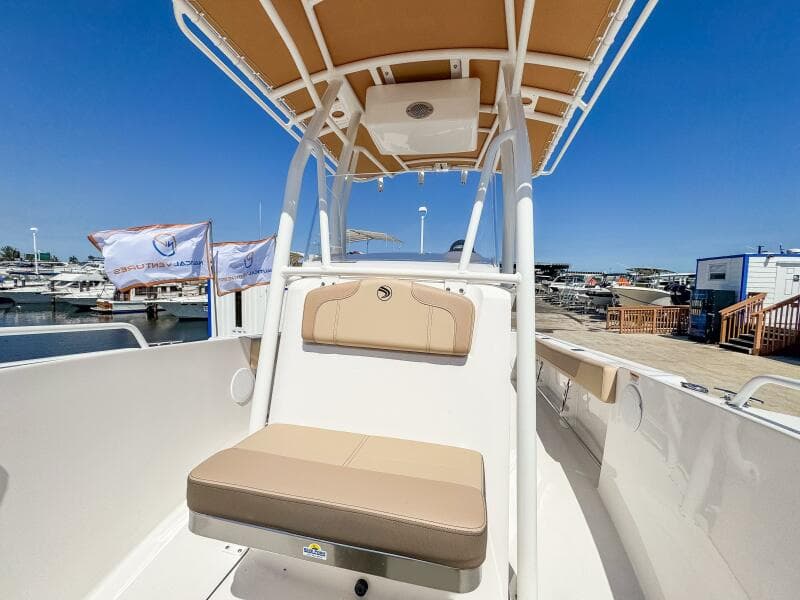 2025 Edgewater 208CC