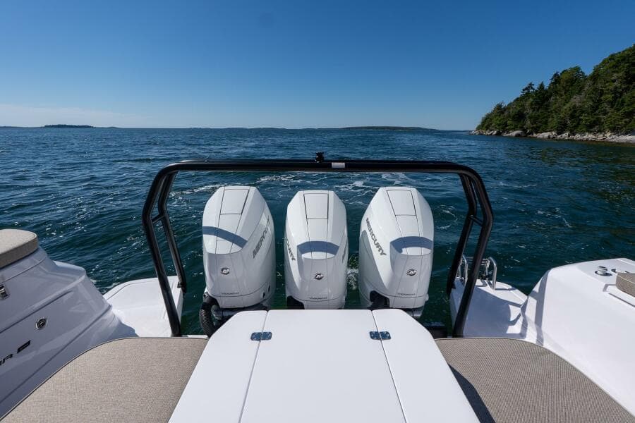 2025 Axopar Cross Cabin