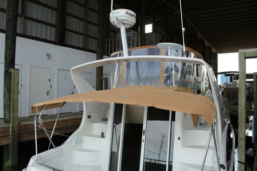 2004 Carver 360 Mariner