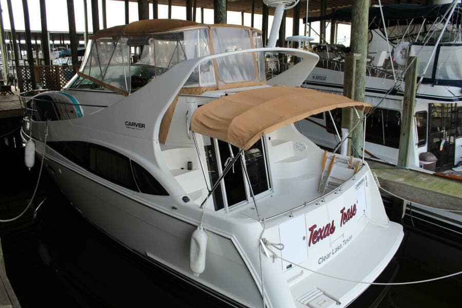 2004 Carver 360 Mariner