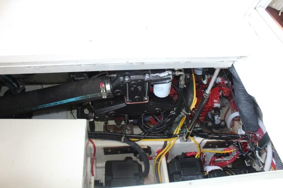 2004 Carver 360 Mariner