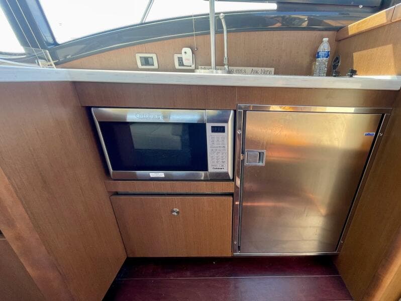 2017 Sea Ray 400 Sundancer