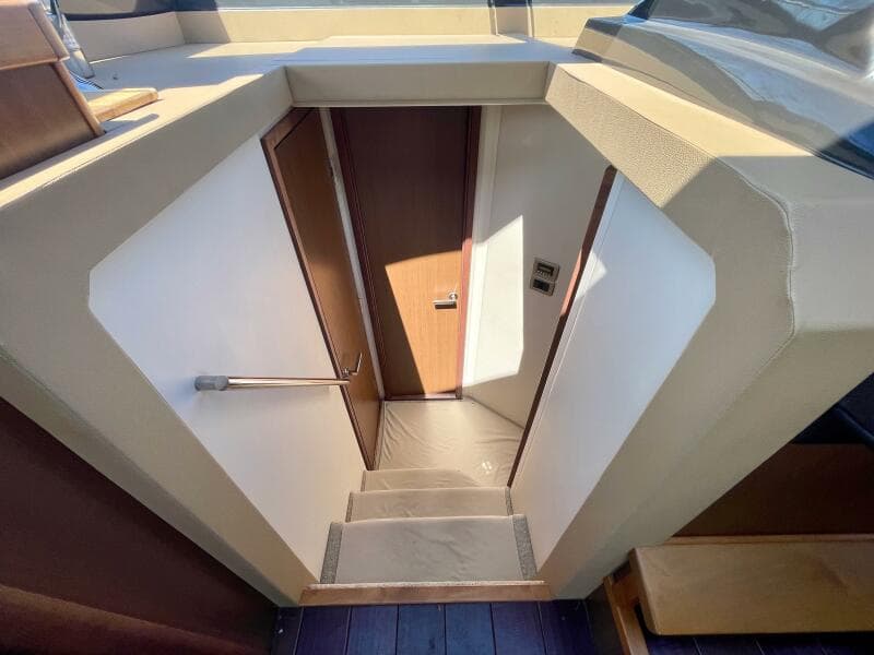 2017 Sea Ray 400 Sundancer