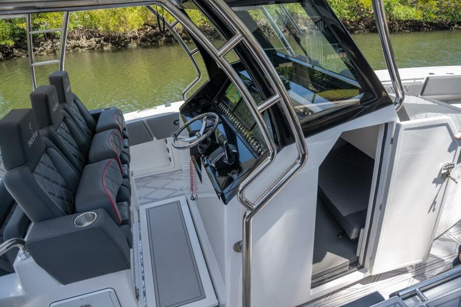 2025 Sedna 37 Open