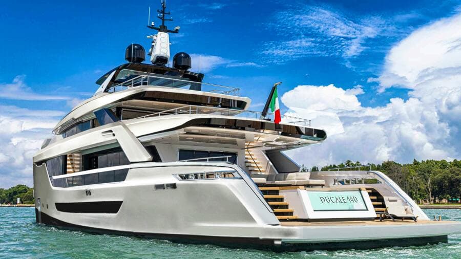 2028 Ocean King DUCALE 120