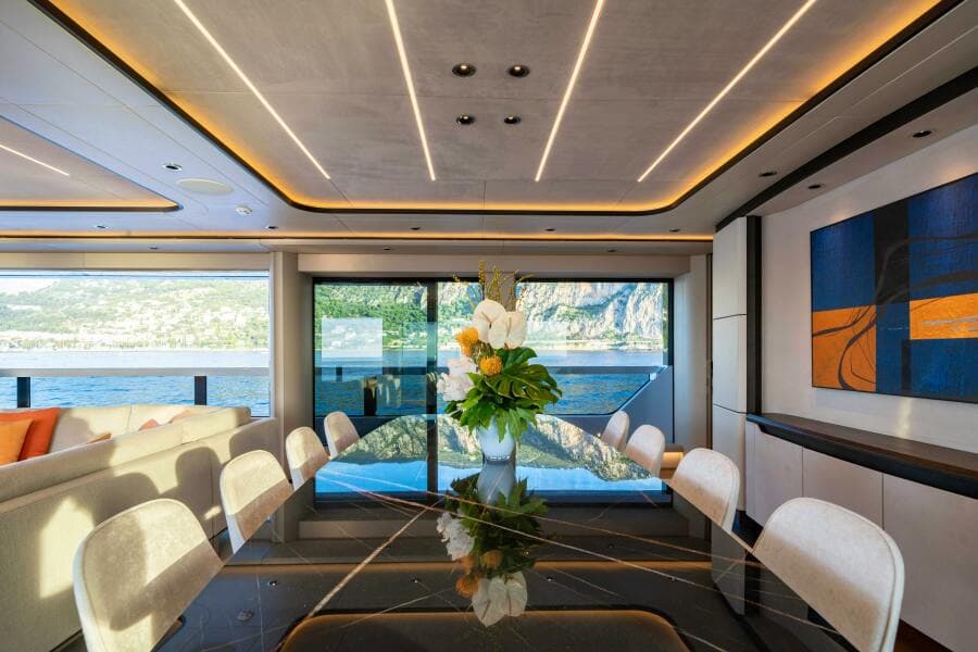 2028 Ocean King DUCALE 120