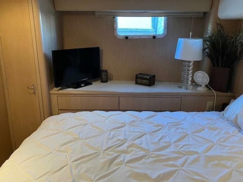 1996 Hatteras Sport Deck