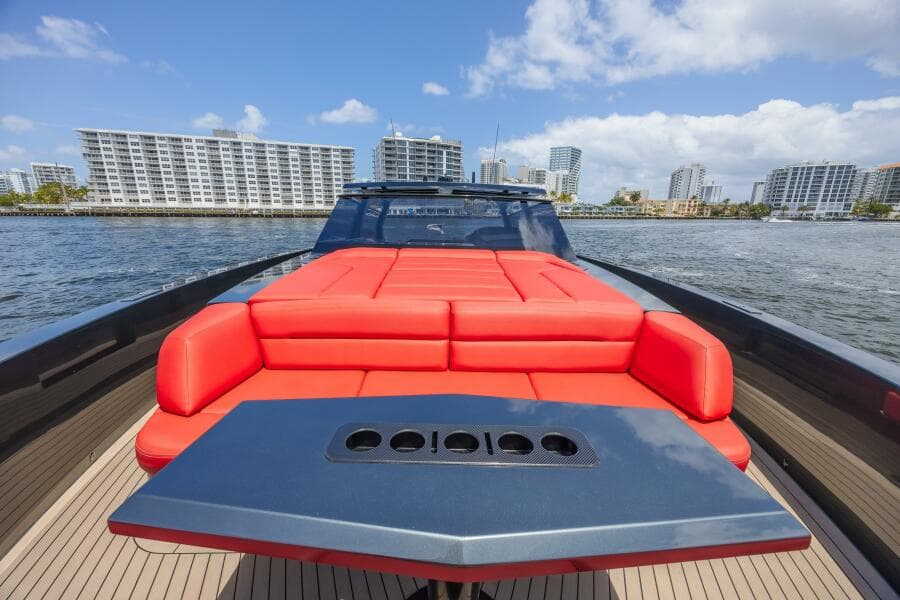 2023 Vanquish Yachts VQ58