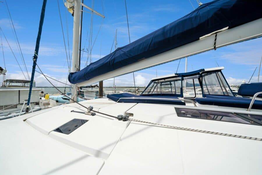 2014-fountaine-pajot-helia-44-sail-9755226-20250618093748668-1.jpg