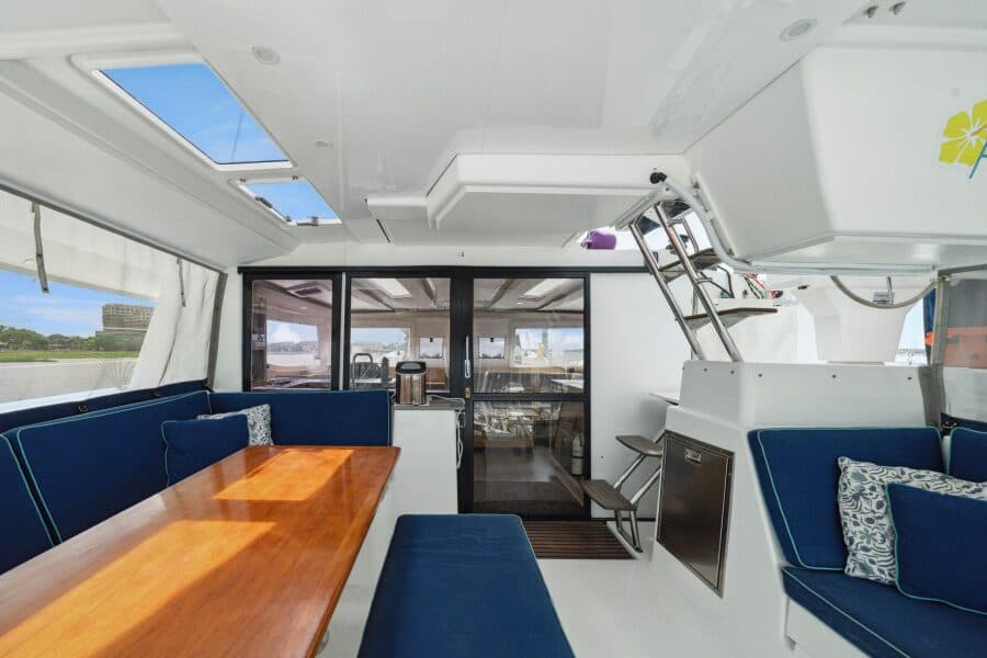 2014-fountaine-pajot-helia-44-sail-9755226-20250618093252000-1.jpg