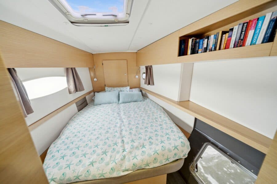2014-fountaine-pajot-helia-44-sail-9755226-20250618093454702-1.jpg