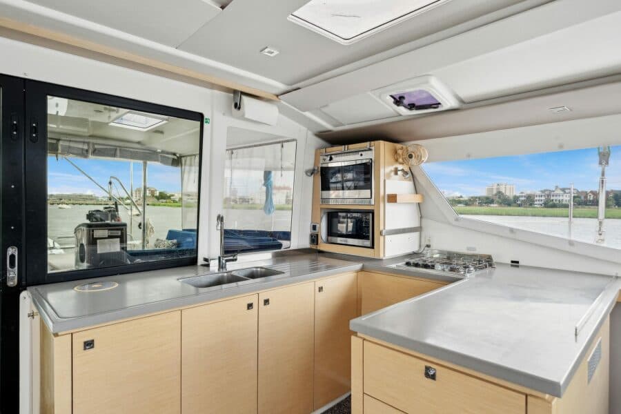 2014-fountaine-pajot-helia-44-sail-9755226-20250618093333129-1.jpg