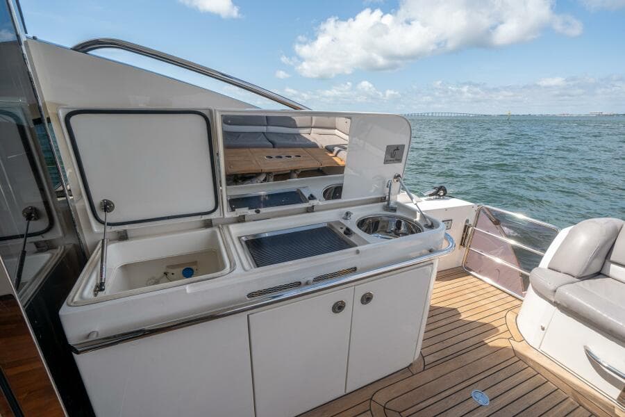 2012 Princess V52