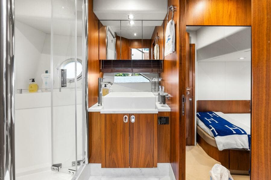 2016 Sunseeker Manhattan 65