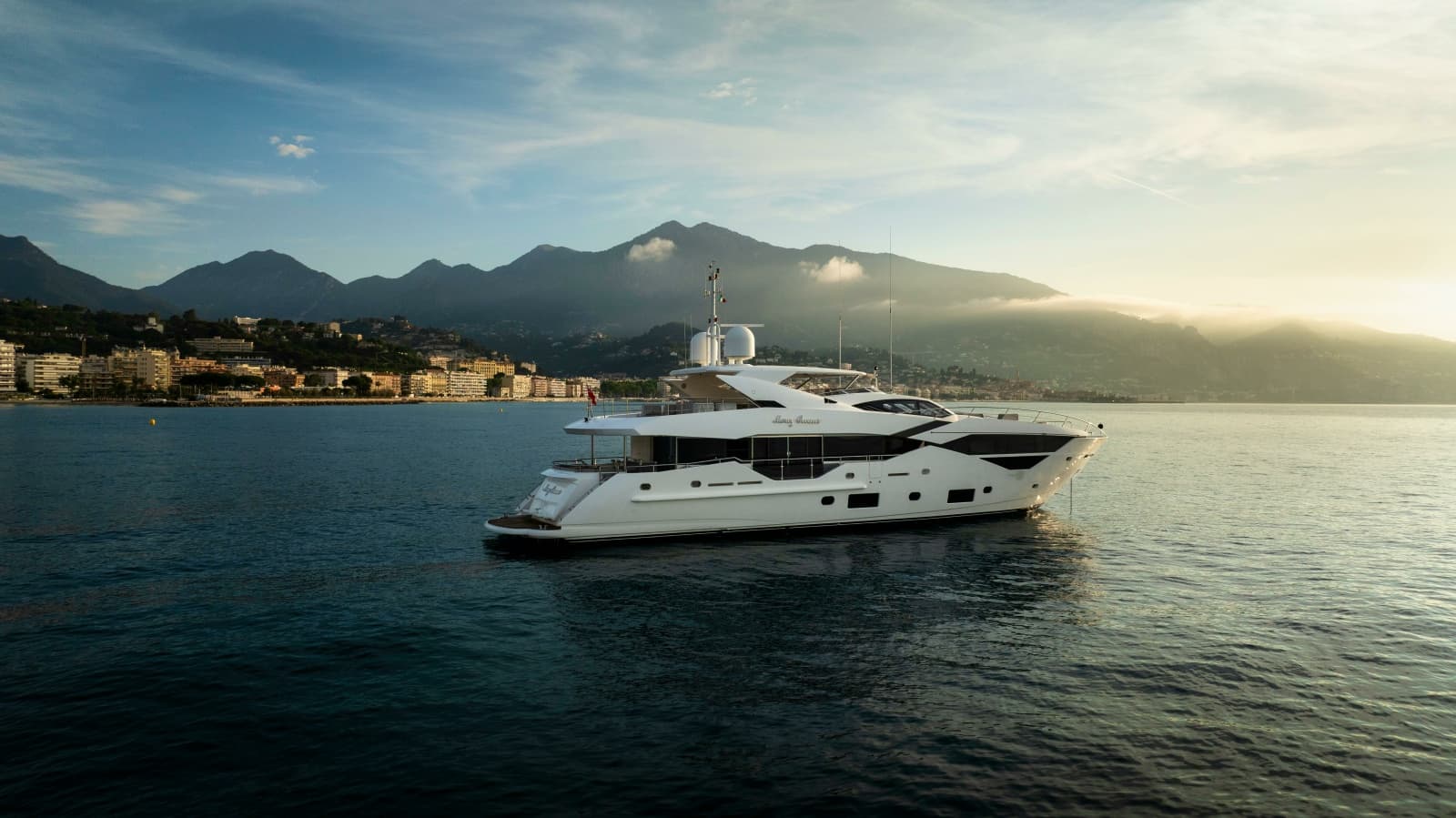 2018 Sunseeker Sunseeker 116 Yacht