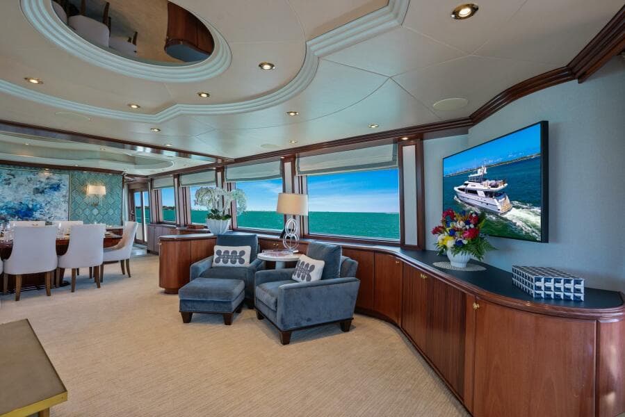 2004 Crescent Raised Pilothouse
