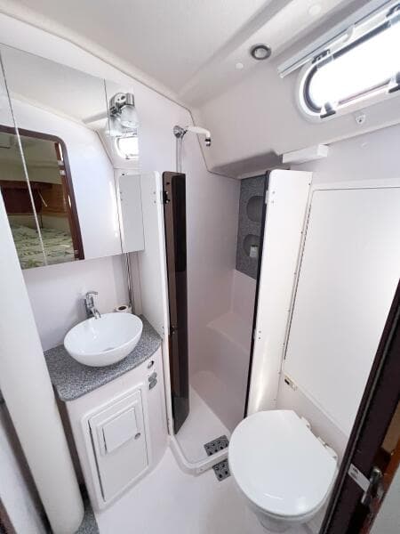 2019 Catalina 425