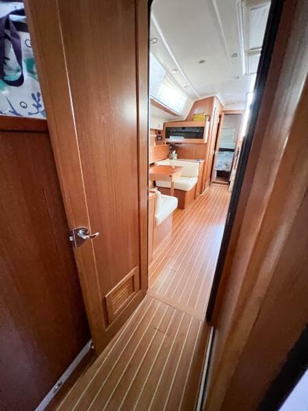 2019 Catalina 425