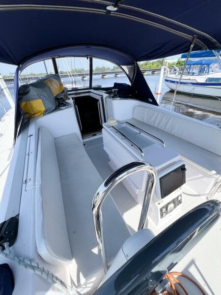 2019 Catalina 425