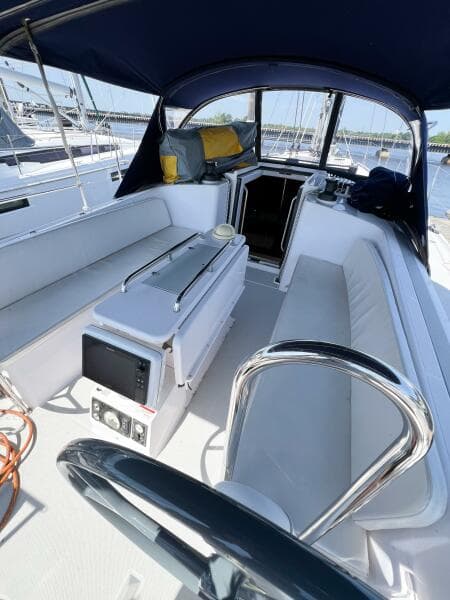2019 Catalina 425